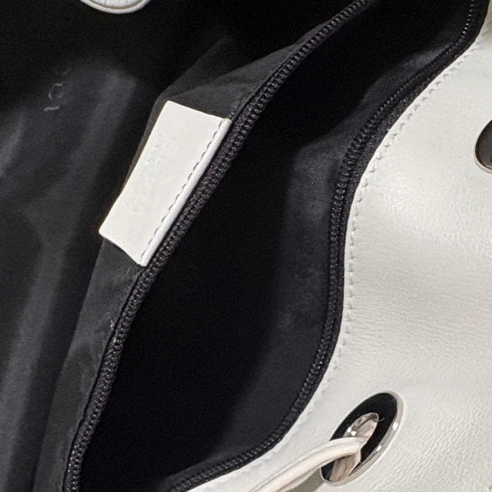 Gucci White Leather Drawstring Shoulder Bag with Bamboo Handle-Bag new - Picture 7 of 16
